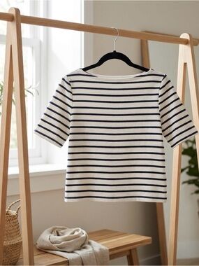 Marled Classic Striped Boatneck Womens Top - Navy & Cream